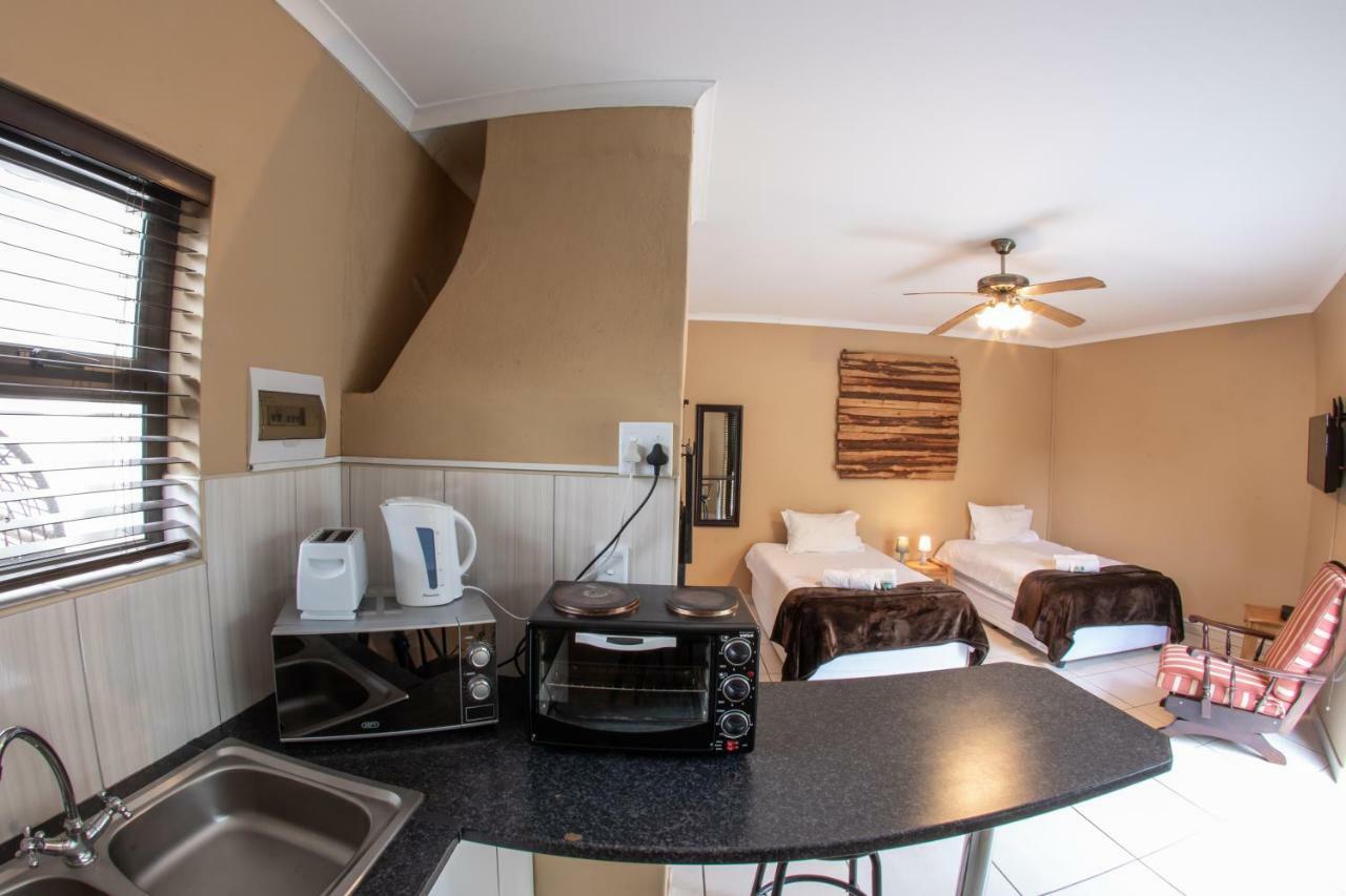 Meransha Self Catering Cc Walvis Bay Exterior foto