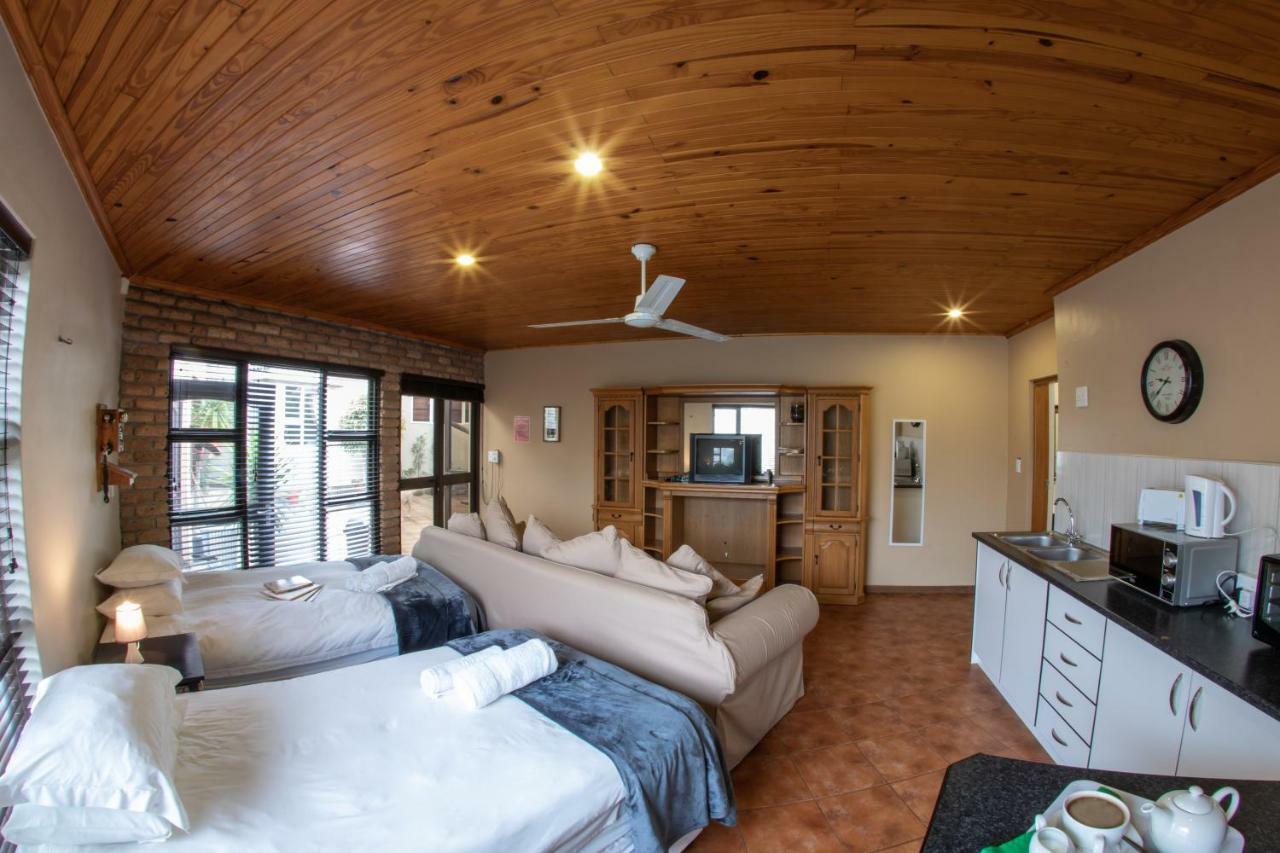 Meransha Self Catering Cc Walvis Bay Exterior foto