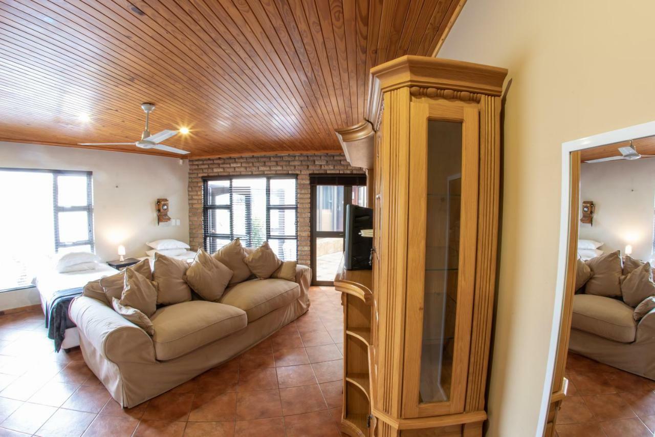 Meransha Self Catering Cc Walvis Bay Exterior foto